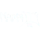 “Manta Trust”白色标志，左侧大字“Manta”与下方“T R U S T”，右侧两只白色魔鬼鱼剪影在深青灰色背景上。